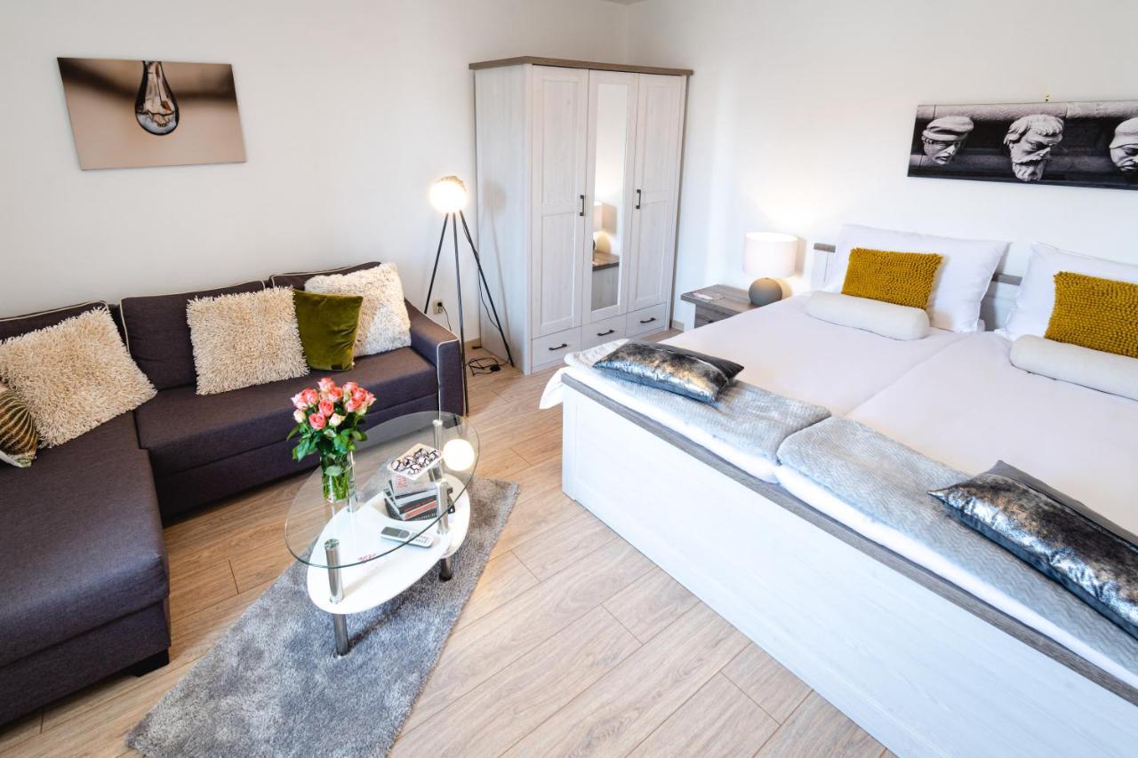 Korallion Apartment シベニク エクステリア 写真