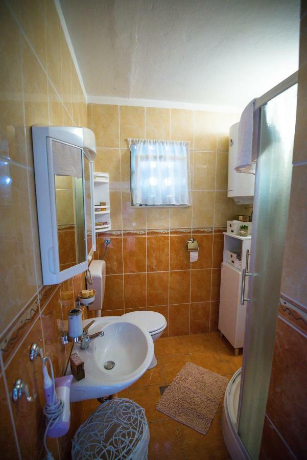 Korallion Apartment シベニク エクステリア 写真